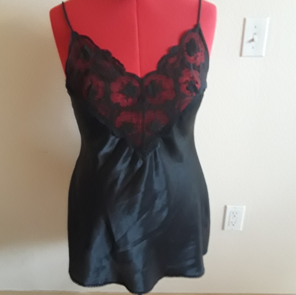 Delicates Vintage Large Black Slip with Lace